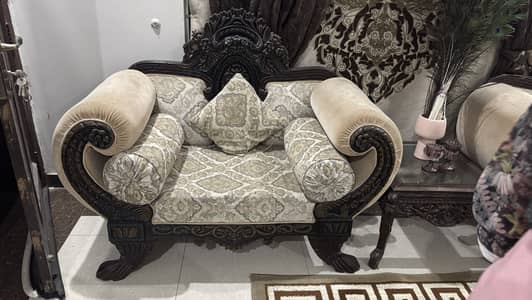 5 seater Chinioti sofa set