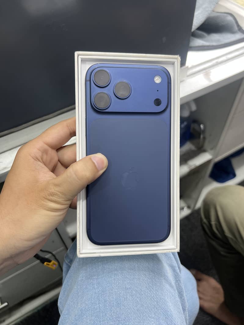 Iphone 17 pro max 0