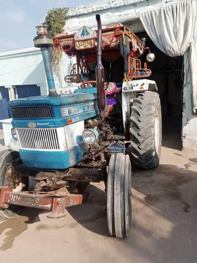 universal Tractor u530 model 2002