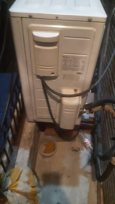 gree DC inverter 1.5 ten