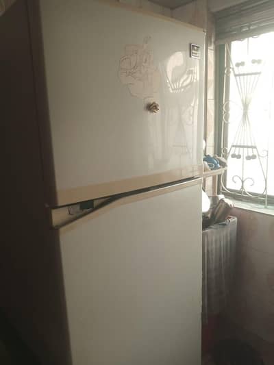 Dawlance no frost refrigerator