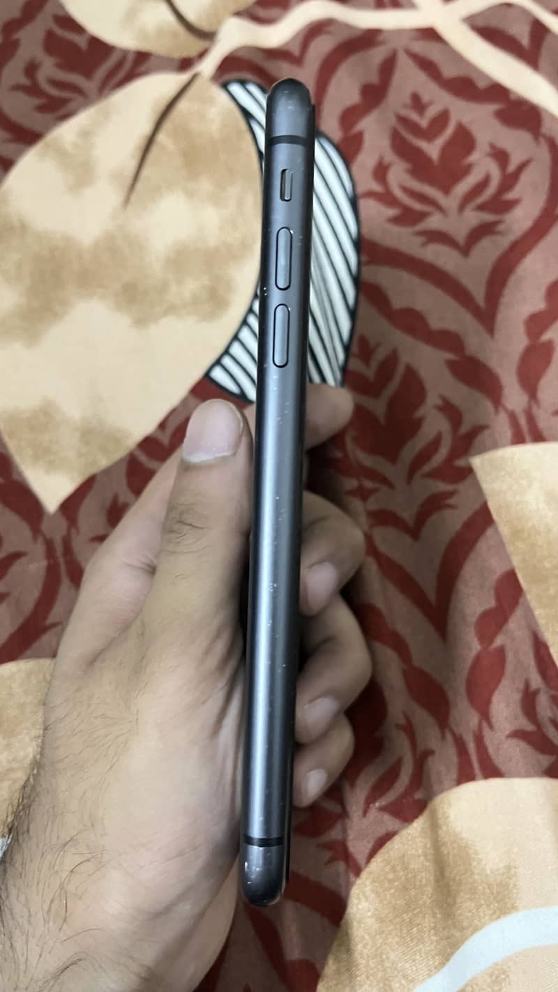 IPhone 11 2