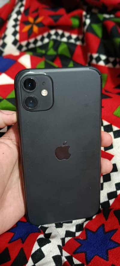 iphone 11 jv 64 condition 10/10 urgent sale