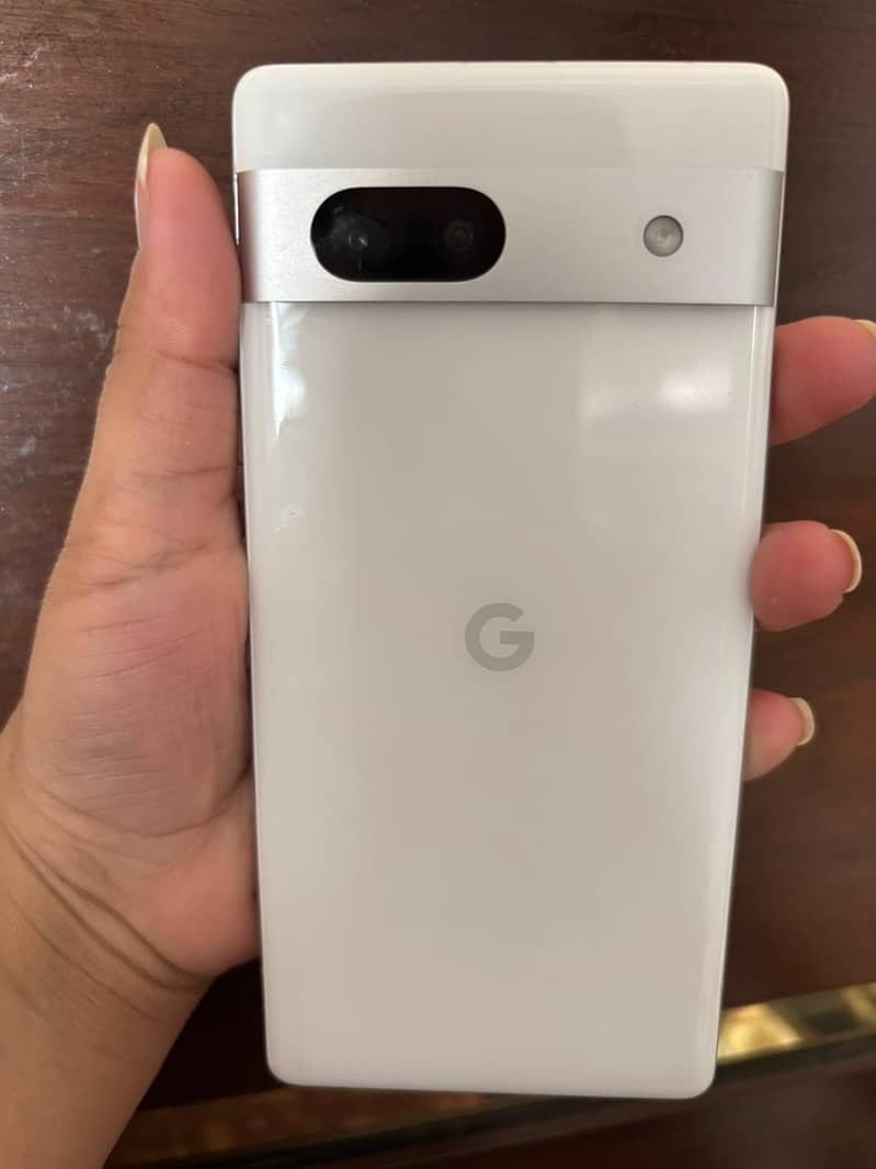 Google Pixel 7a 1
