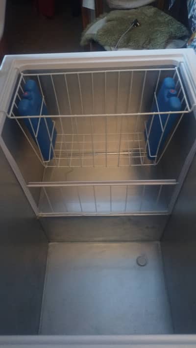 Dawlance freezer
