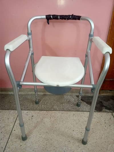 height adjustable aluminium camode chair design for elderly people