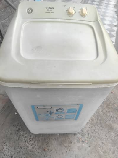 Super Asia 540 dryer machine working 10kg size good condition