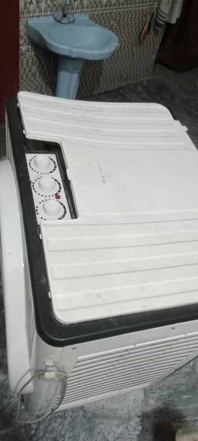 Air Conditioner