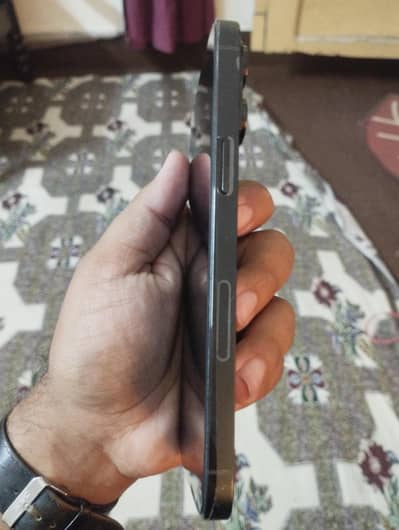 I phone 14 pro max  jv