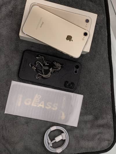 iPhone 7 pta approved  / 03199954461
