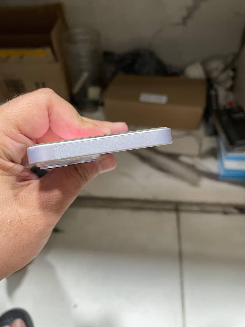 Iphone 14 3
