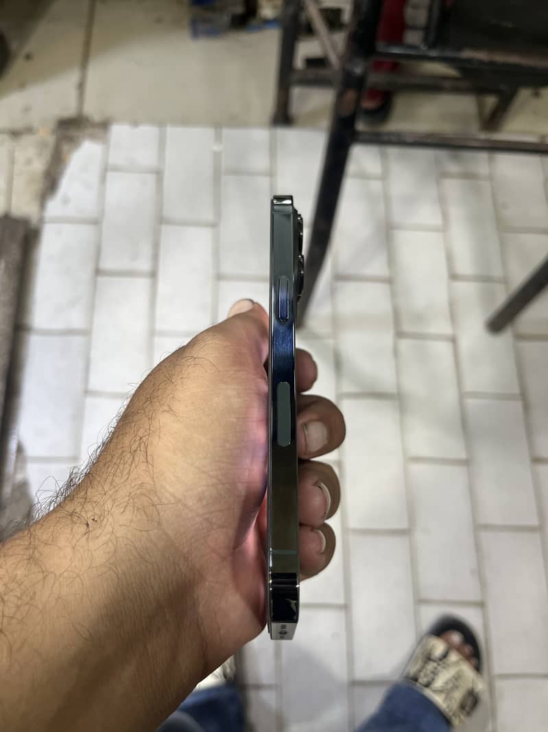 IPhone 13 Pro 1