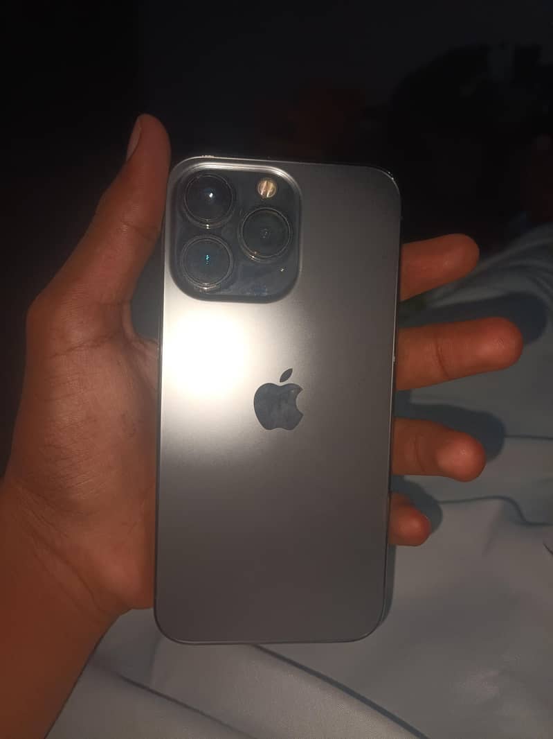 iphone 13 pro 0