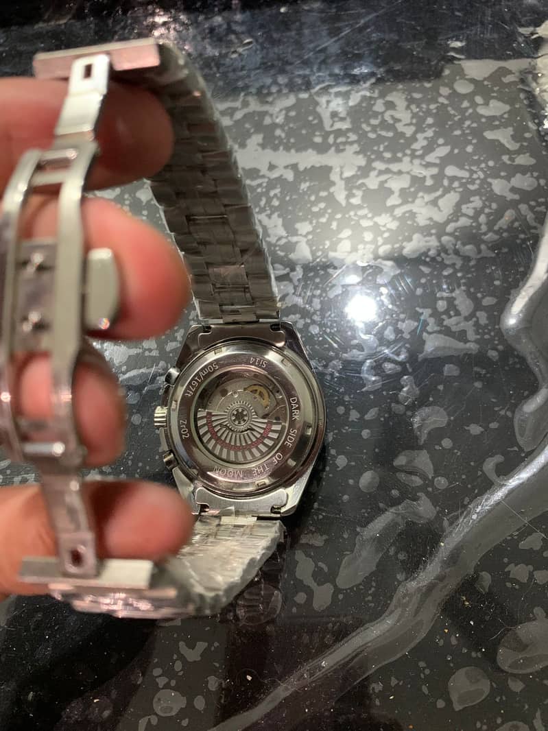 Omega speedmaster automatic 1