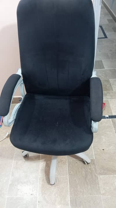 Black Chair for office and Home use adjustable long back