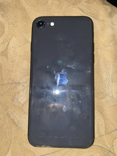 Iphone se 2020 in lush condition