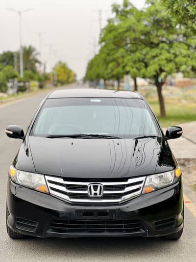 Honda city 2015 total genuine brand new condition