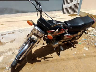 Honda cg 125 available for sell