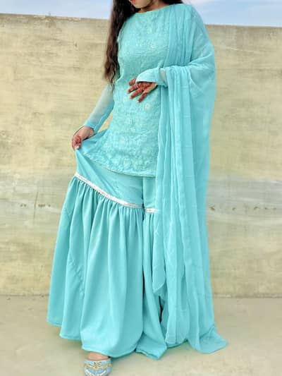 Short chicken kari shirt, gharara and duppata