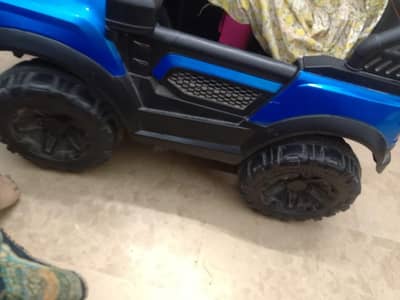 song n running vehicle