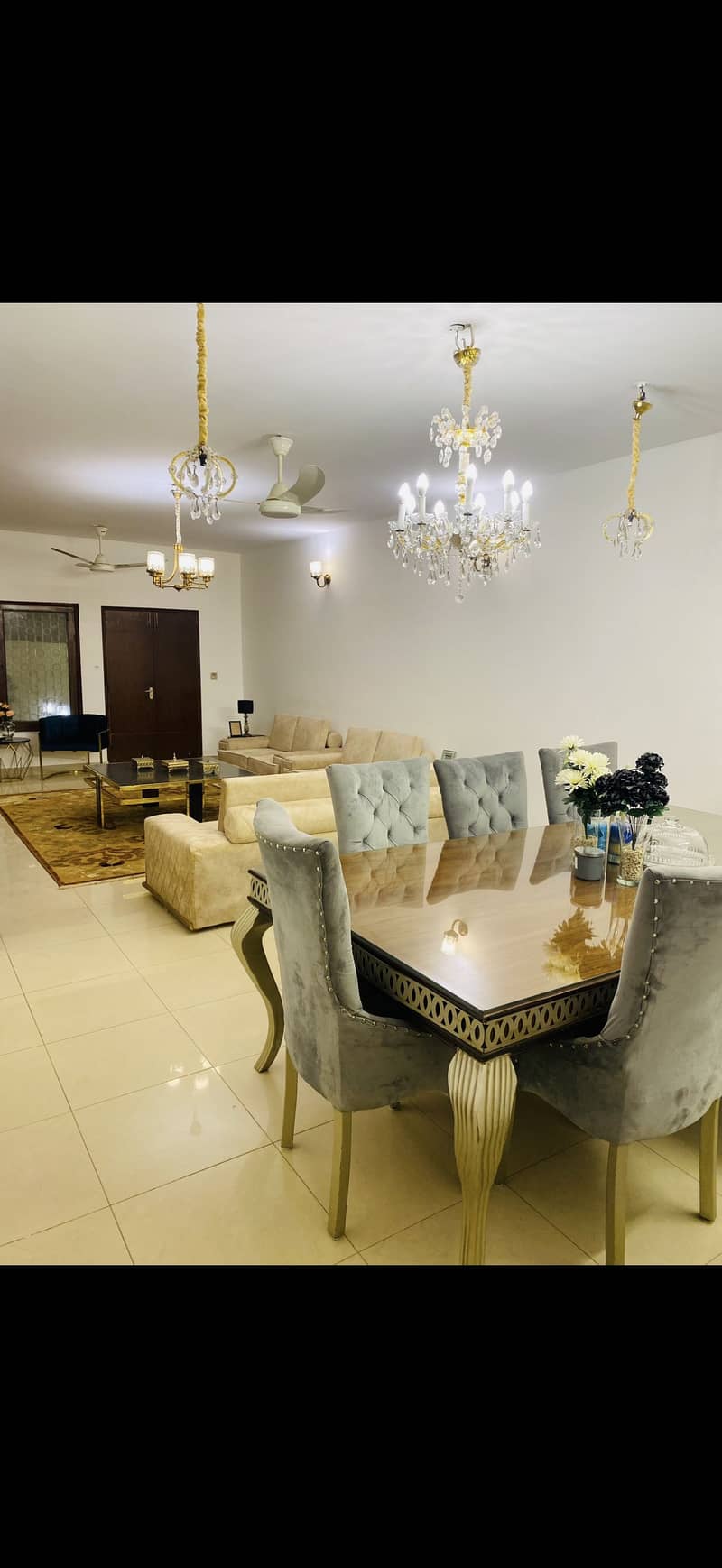 8 seater dining table 0