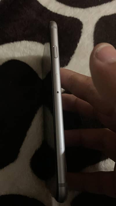 I want too sale iPhone 6s ptaproved looks like new