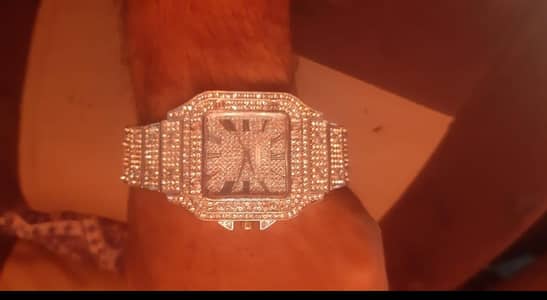 Stylish Gold Plated Men's Watch - Brand New