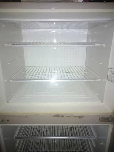 refrigerator in excellent condition for sale in sialkot