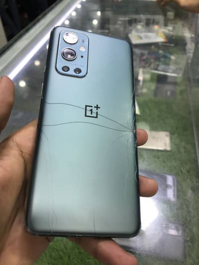 One plus 9 pro 12/256