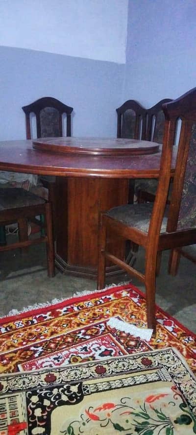 Table with 6 chair for sale