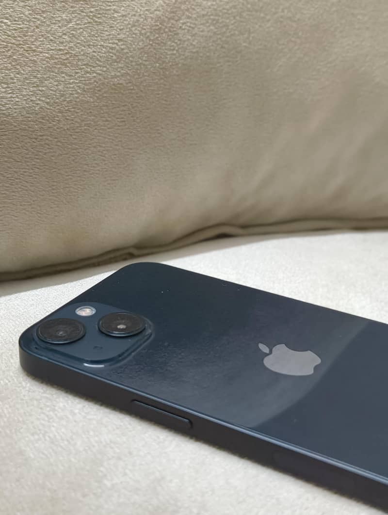 iPhone 13 10
