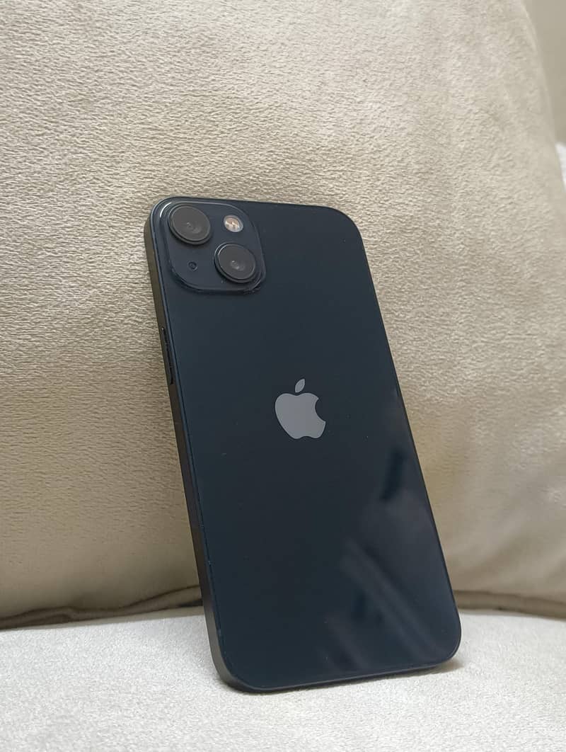 iPhone 13 13