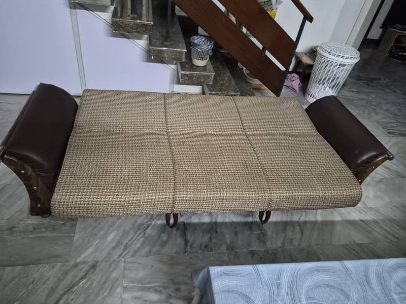 3 Seater Sofa Covertable Bed 2