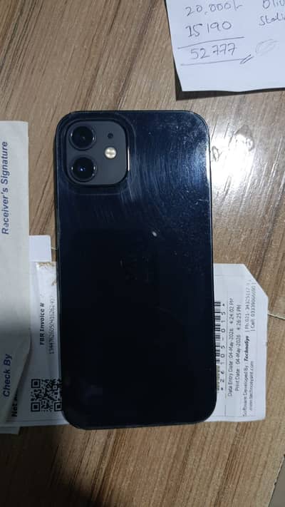 Apple iPhone 12