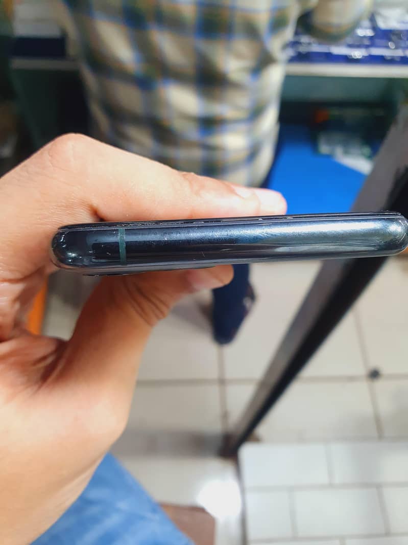 iPhone 11pro exchange possible 5