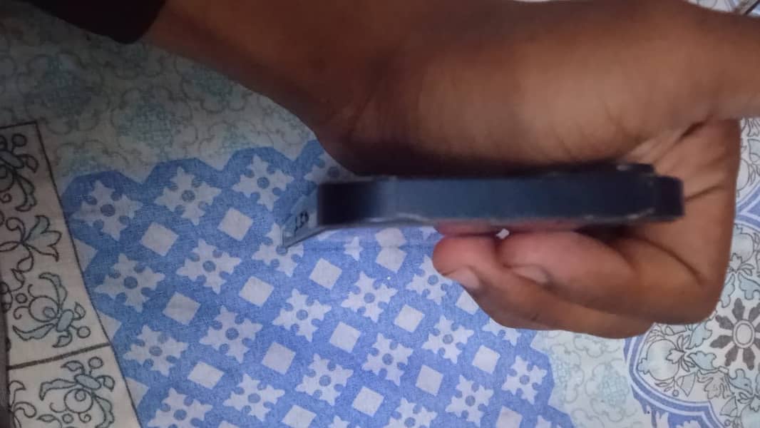 iPhone 13 1