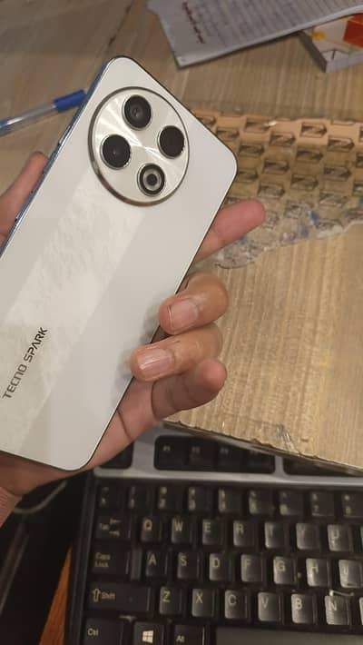 TECHO SPARK 30 PRO