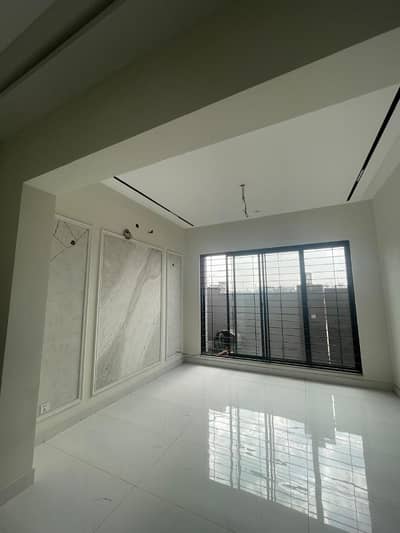 5 MARLA BEAUTIFUL HOUSE IN KHAYABAN E AMIN | C BLOCK
