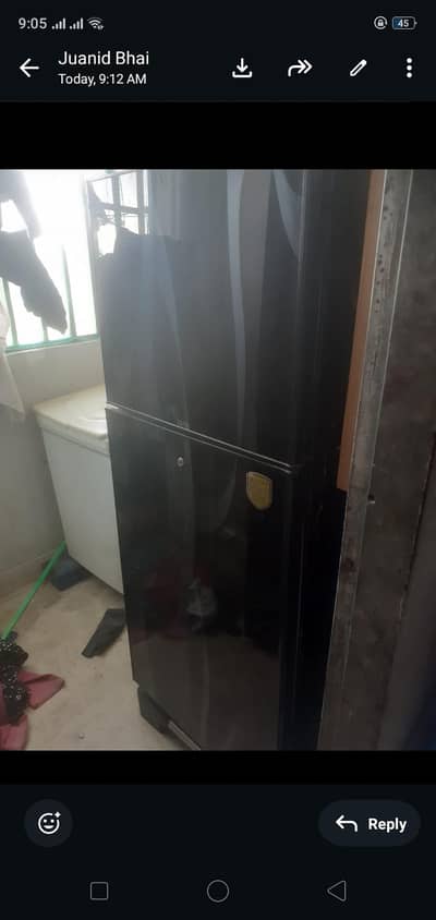 glass door singer ka hai good running good condition