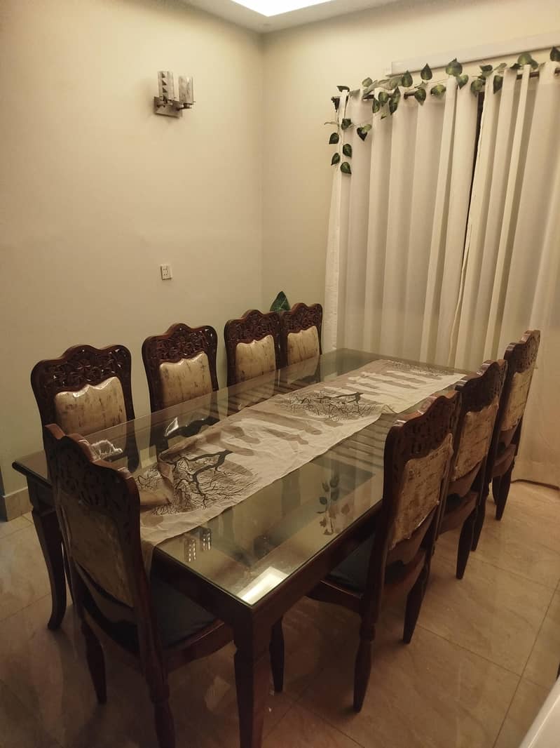 Dining Table 8 chairs 6