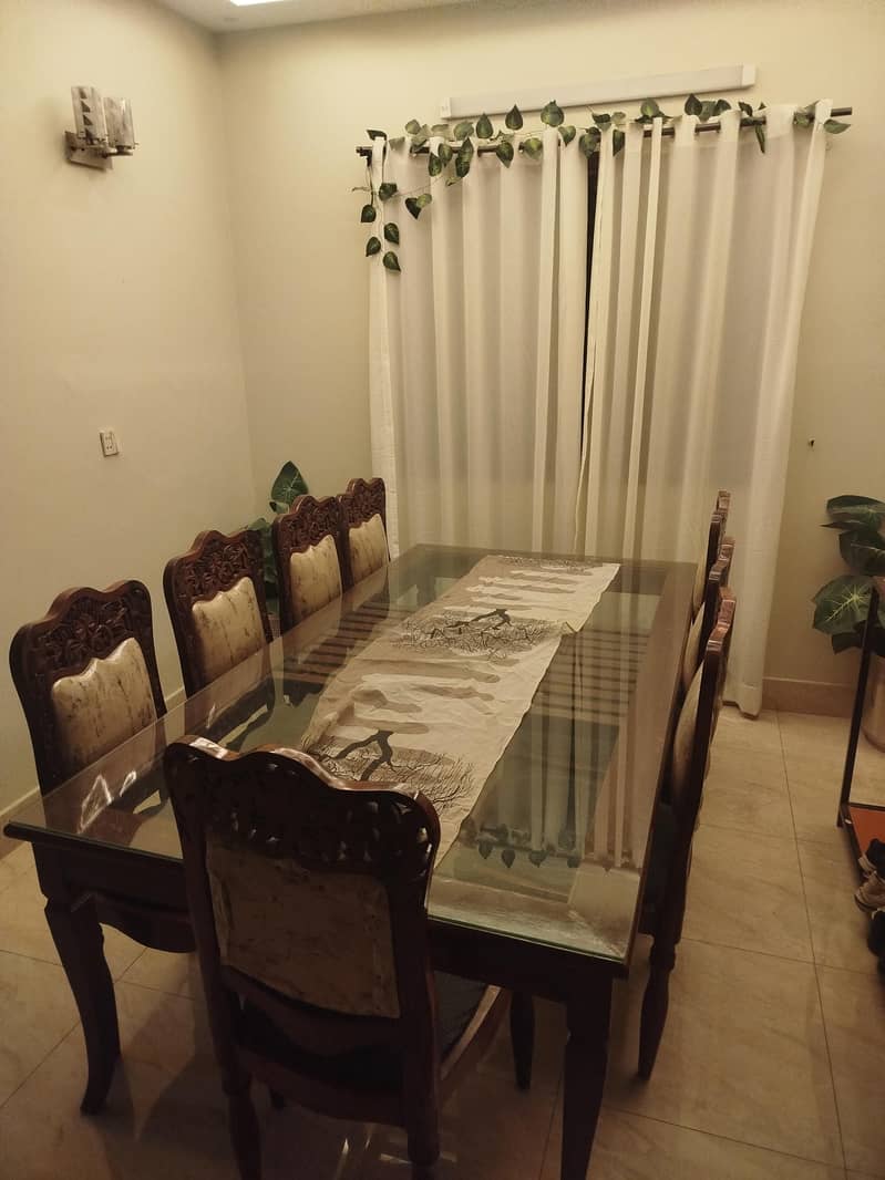 Dining Table 8 chairs 7