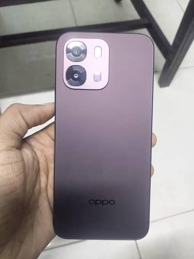 Oppo A6s 8/256gb 10 months warranty remaining  10/10 condition