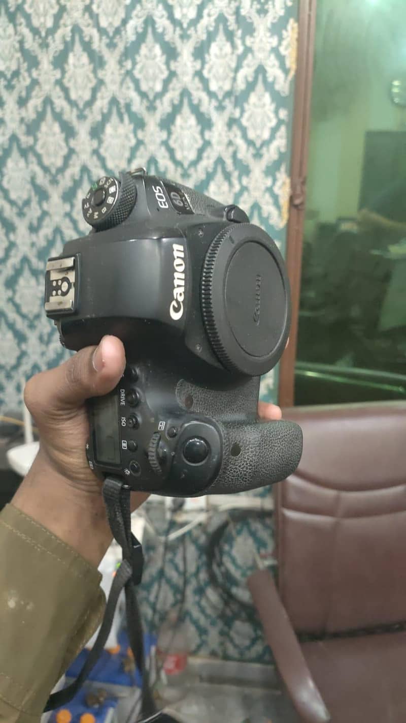 Cannon 6D Mark2 6