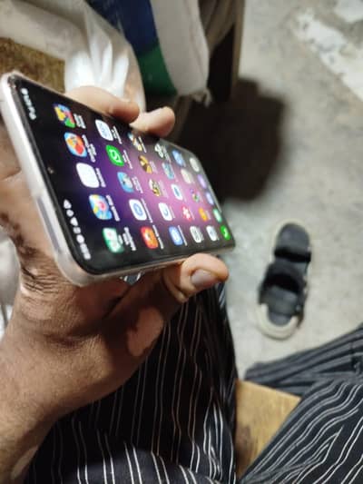 LG v 60 8 128 5g
