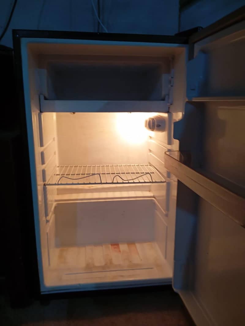 fridge 0