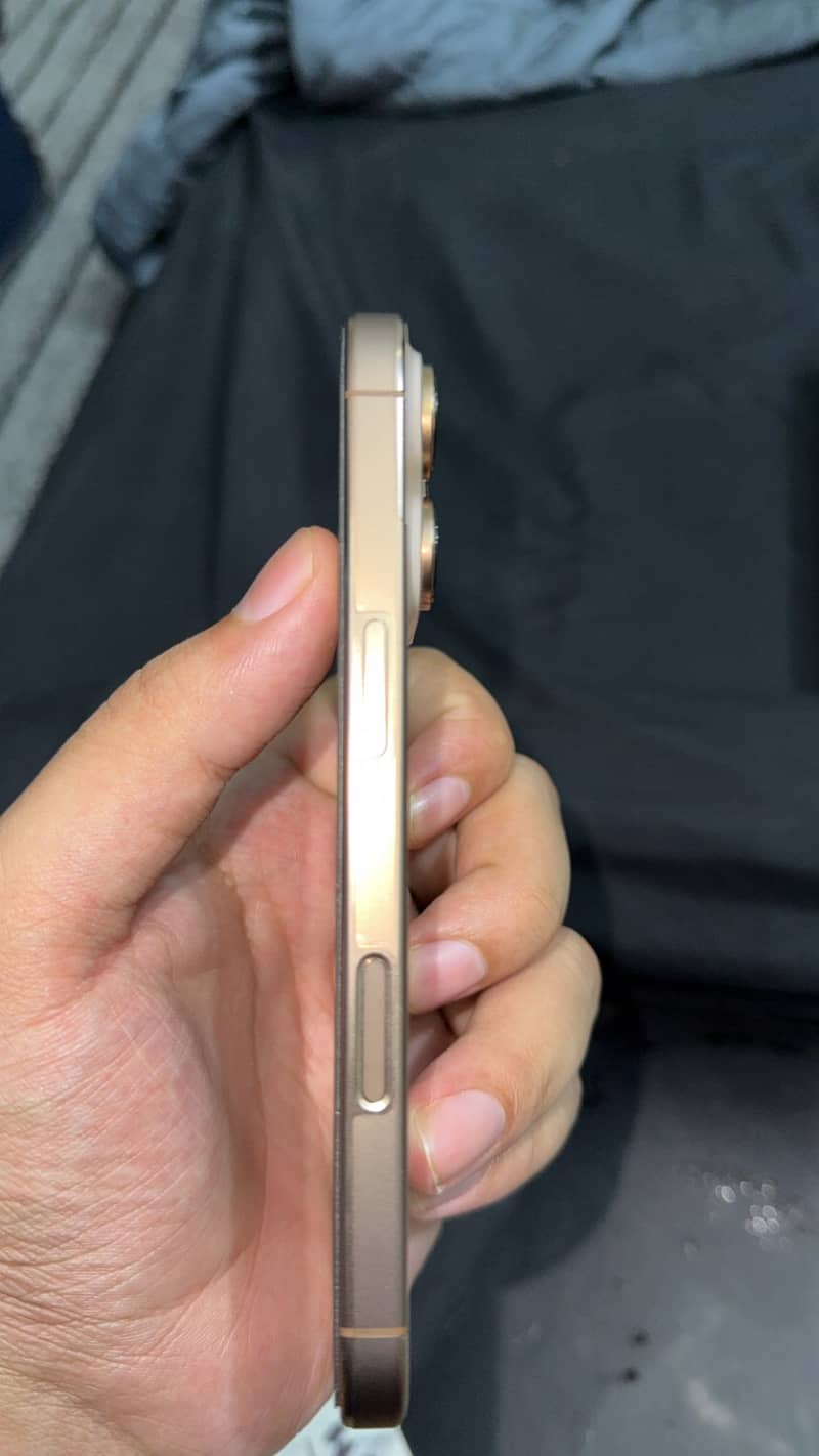 Iphone 16 pro FU 4