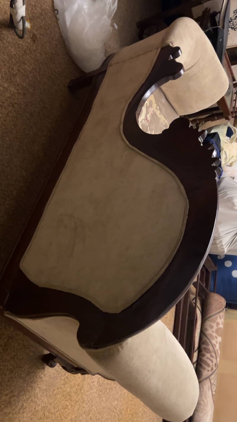 sofa couch 0