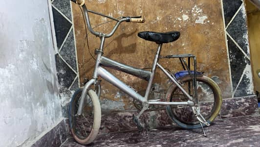 kids cycle for 7 to 8 year boy