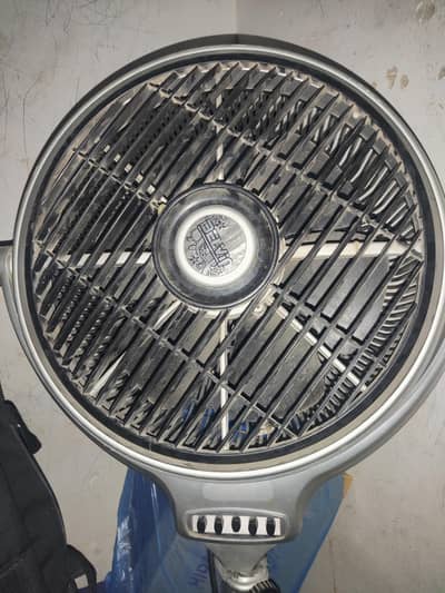 gril fan