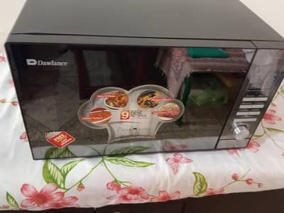 Dawlance DW-128 G Microwave Oven